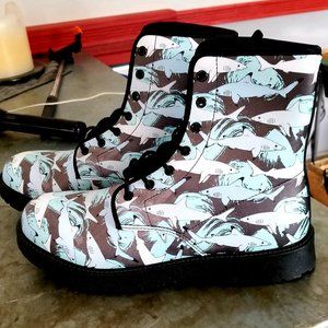 Shark Love Boots from Elephantsity